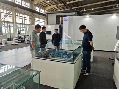 智能制造工程學(xué)院赴企業(yè)調(diào)研，信息技術(shù)咨詢服務(wù)助力專業(yè)建設(shè)與人才培養(yǎng)